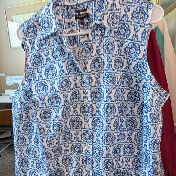 Talbots "Perfect Shirt", Italian blue and white tile pattern, sleeveless, 18WP - Picture 1 of 11